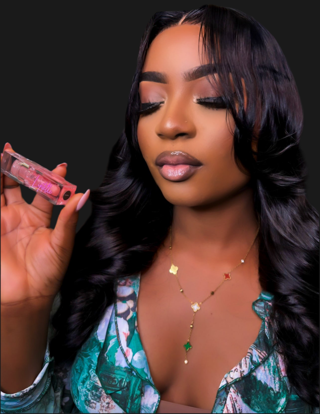 Lipstelle Luxury Lip Gloss – Hydrating & Nourishing Formula